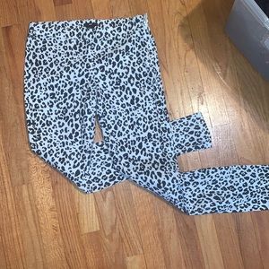 H&M Leopard pants